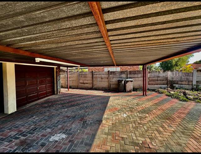 3 BEDROOM HOUSE FOR SALE IN THERESA PARK